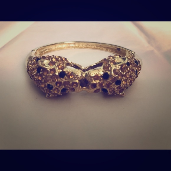 Exotic Panther Bracelet - Picture 2 of 8